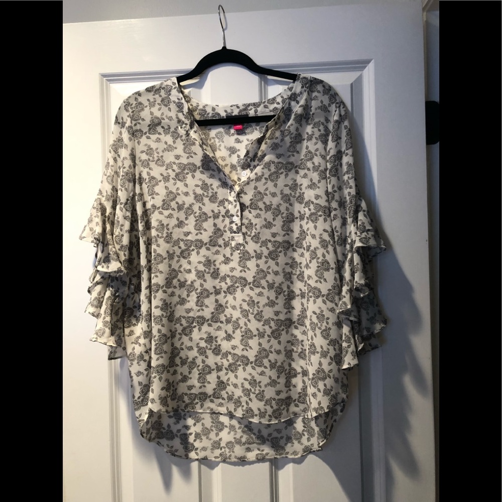 Brand new!  Never been worn!  Vince Camuto blouse